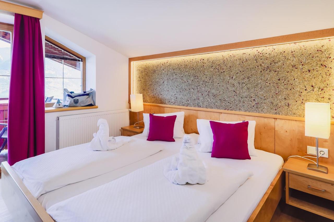 Panorama Hotel Guggenbichl - Inkl Sommerkarte, Einmaliger Eintritt Ins Tauern Spa & Bester Ausblick Ueber Kaprun Extérieur photo