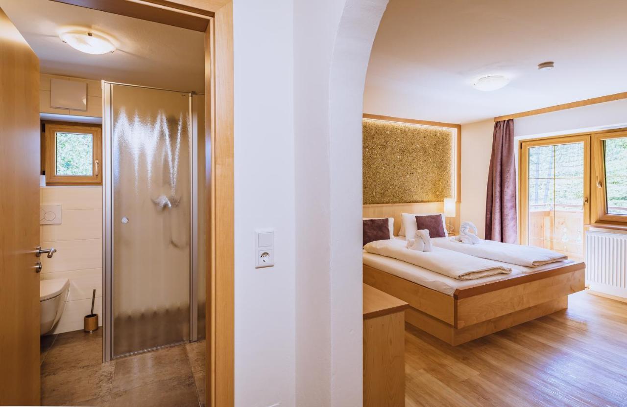 Panorama Hotel Guggenbichl - Inkl Sommerkarte, Einmaliger Eintritt Ins Tauern Spa & Bester Ausblick Ueber Kaprun Extérieur photo